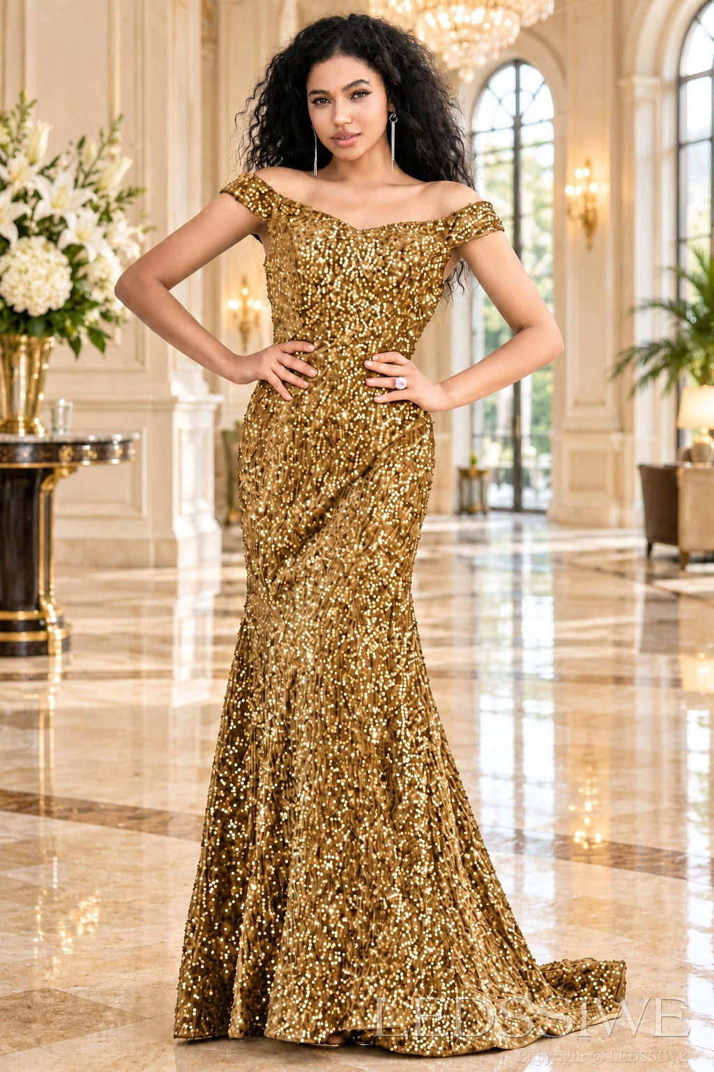 Gold color swatch
